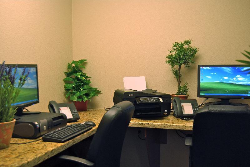 Candlewood Suites Turlock By Ihg Eksteriør bilde