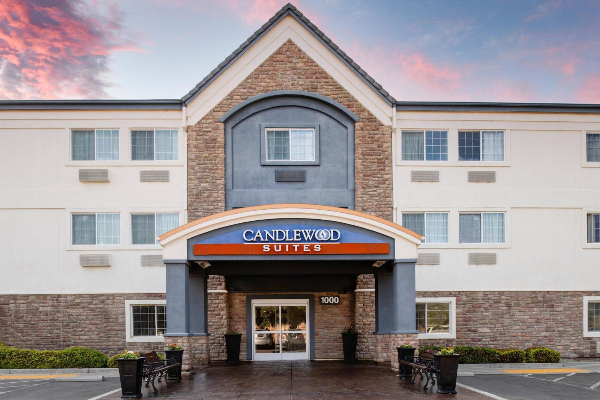 Candlewood Suites Turlock By Ihg Eksteriør bilde