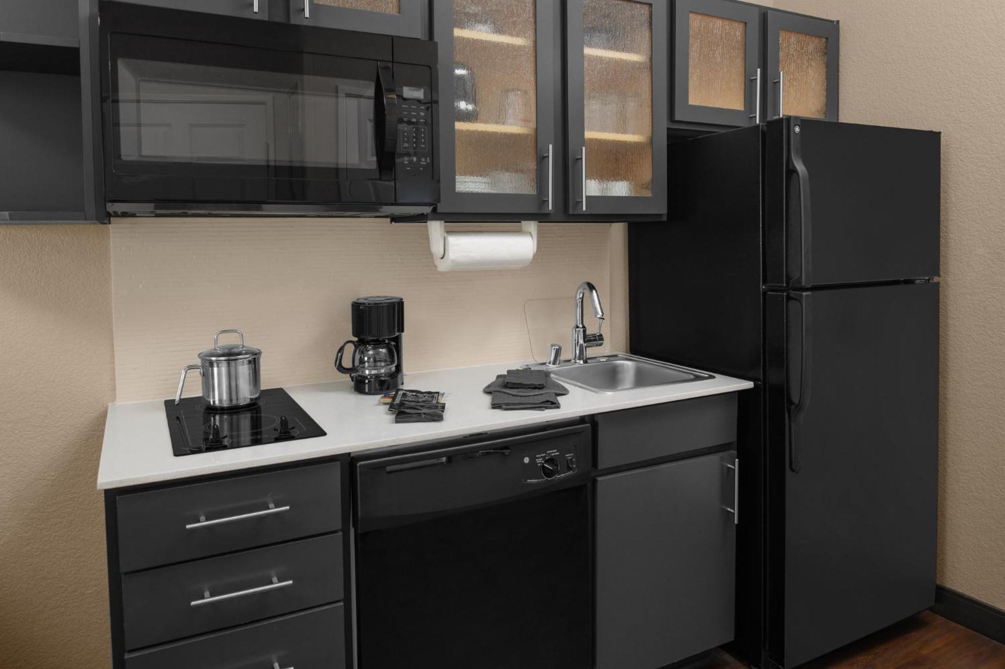 Candlewood Suites Turlock By Ihg Eksteriør bilde