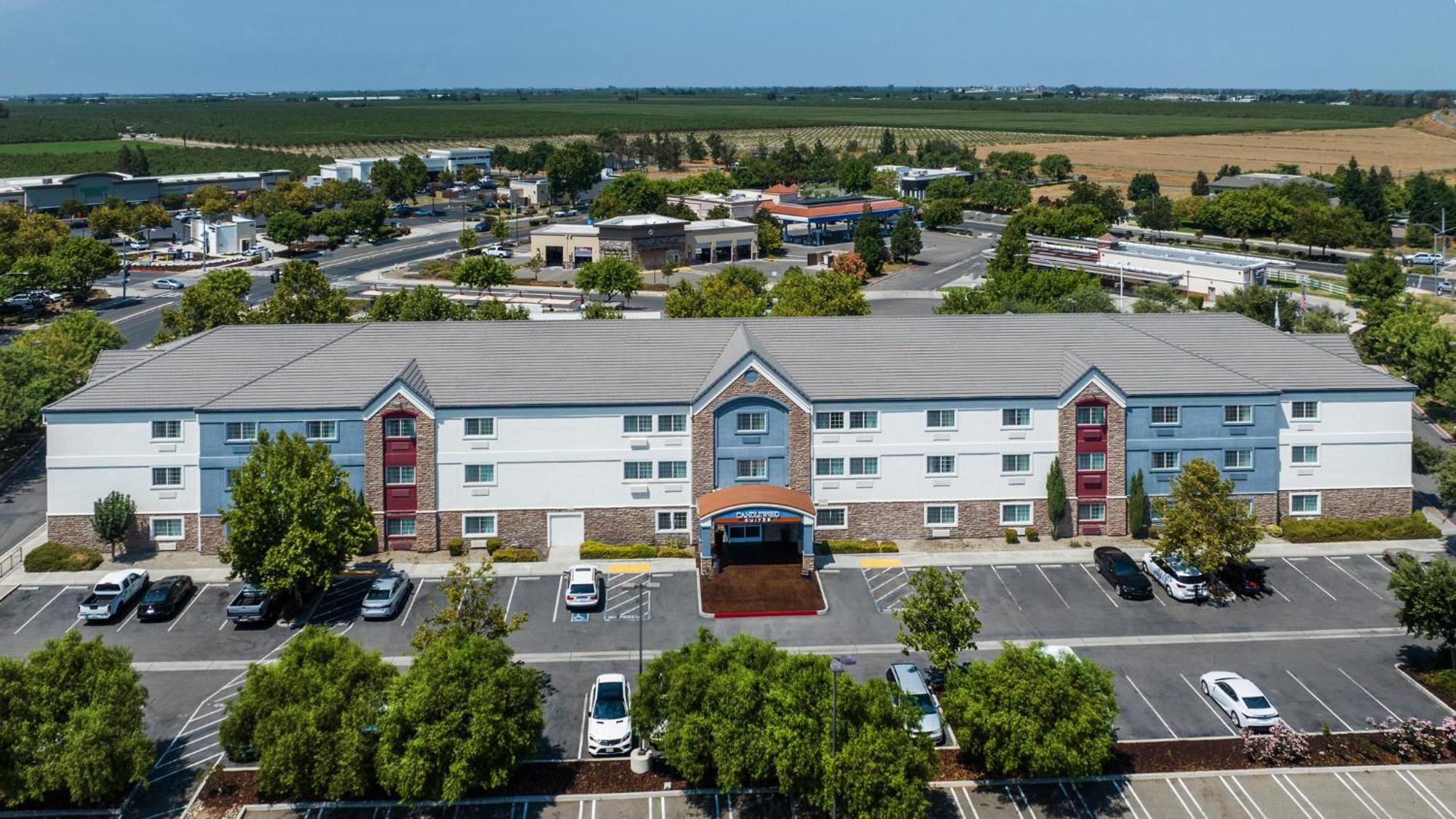 Candlewood Suites Turlock By Ihg Eksteriør bilde