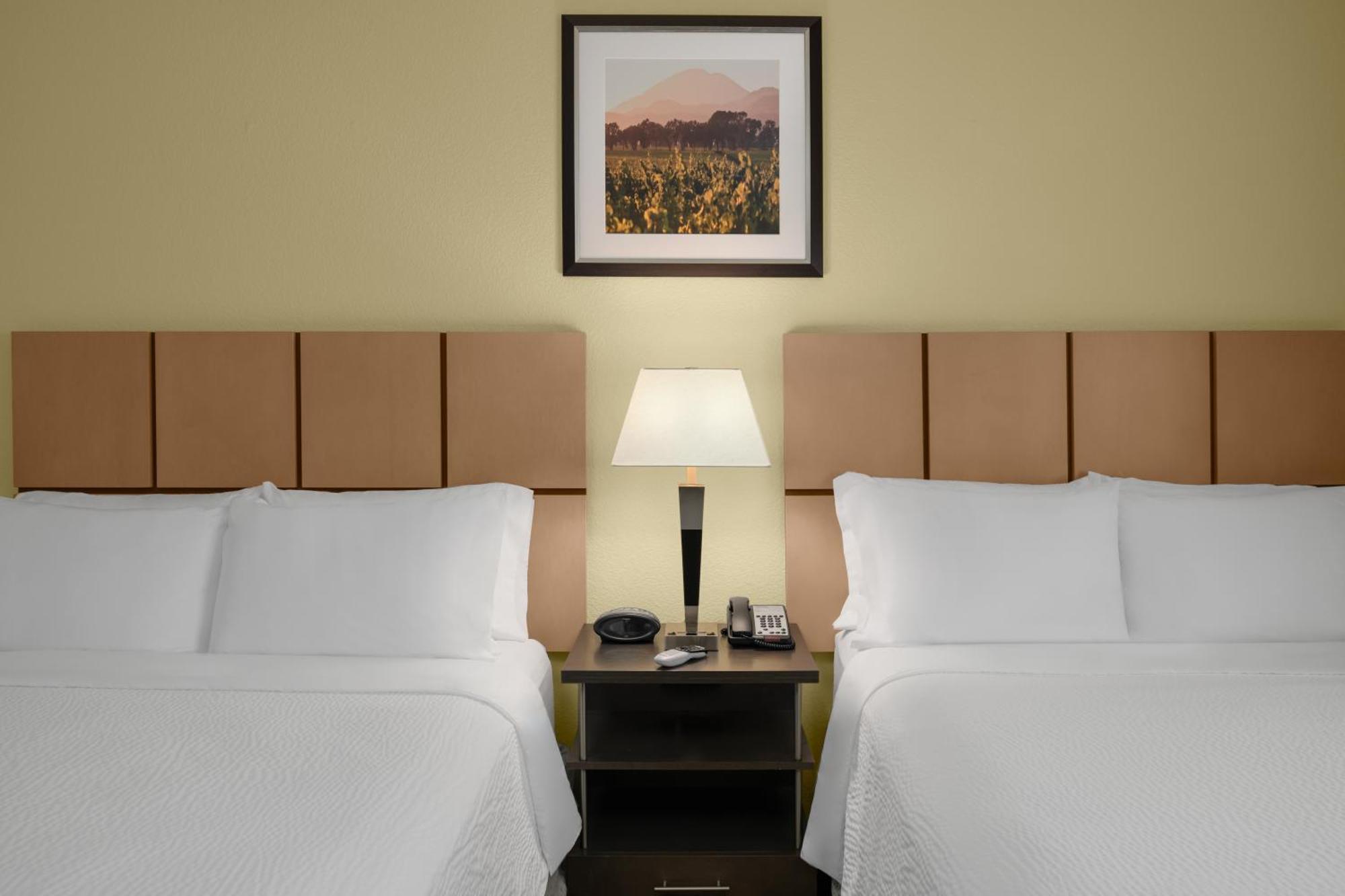Candlewood Suites Turlock By Ihg Eksteriør bilde