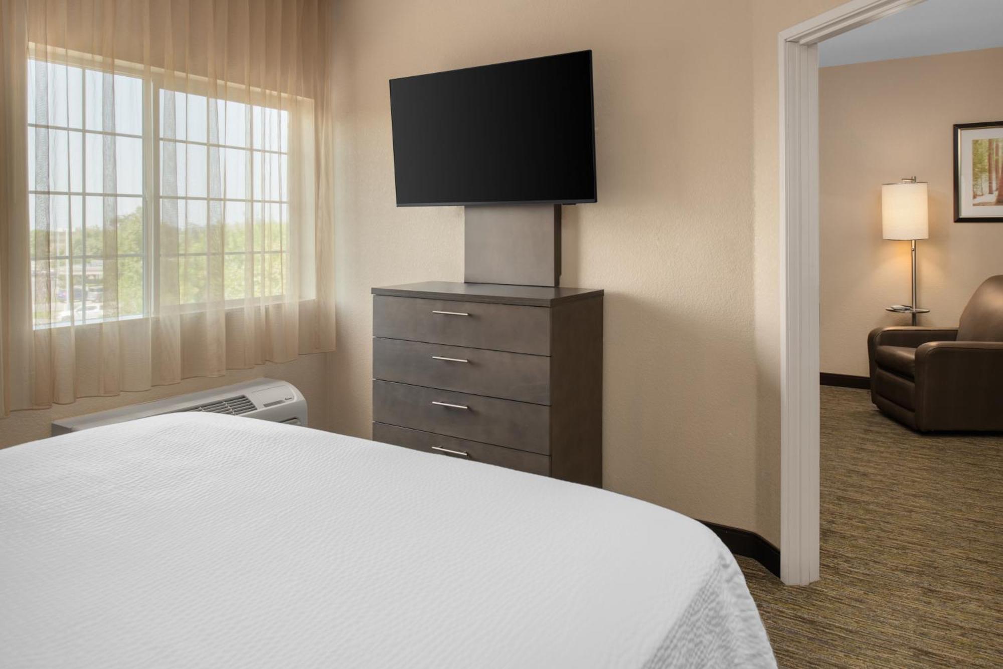 Candlewood Suites Turlock By Ihg Eksteriør bilde