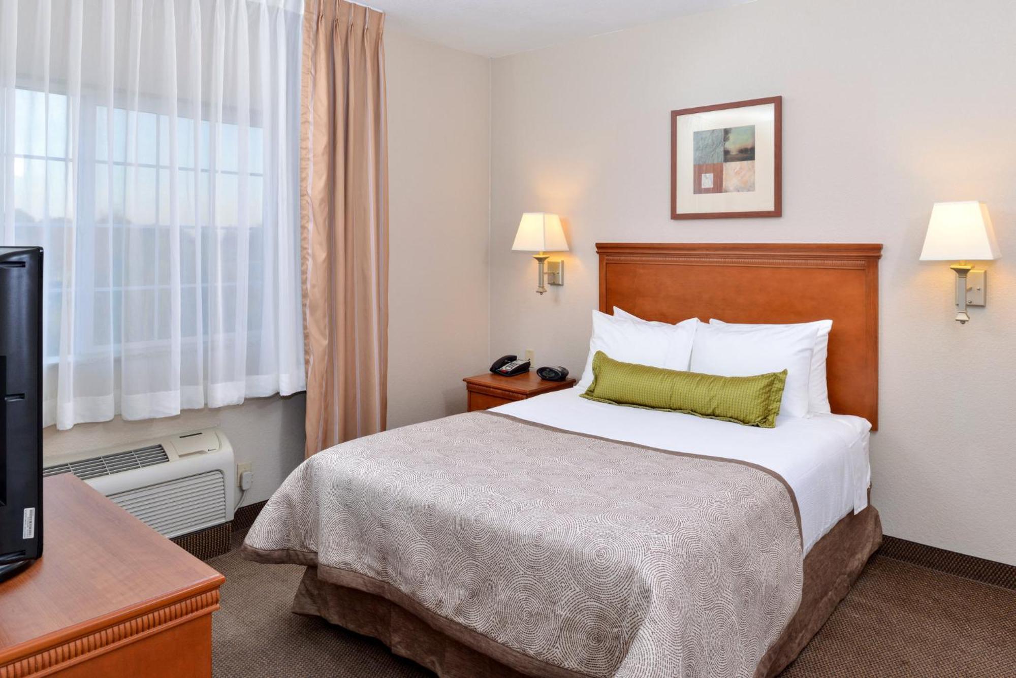 Candlewood Suites Turlock By Ihg Eksteriør bilde
