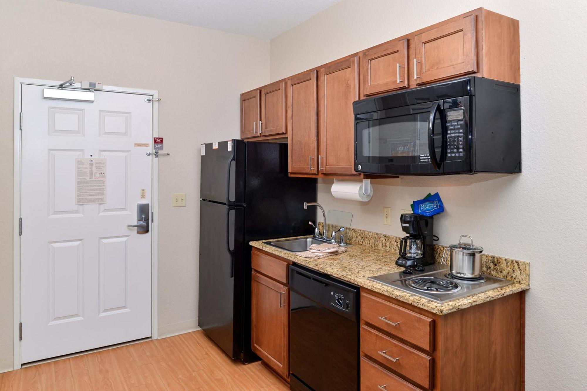 Candlewood Suites Turlock By Ihg Eksteriør bilde