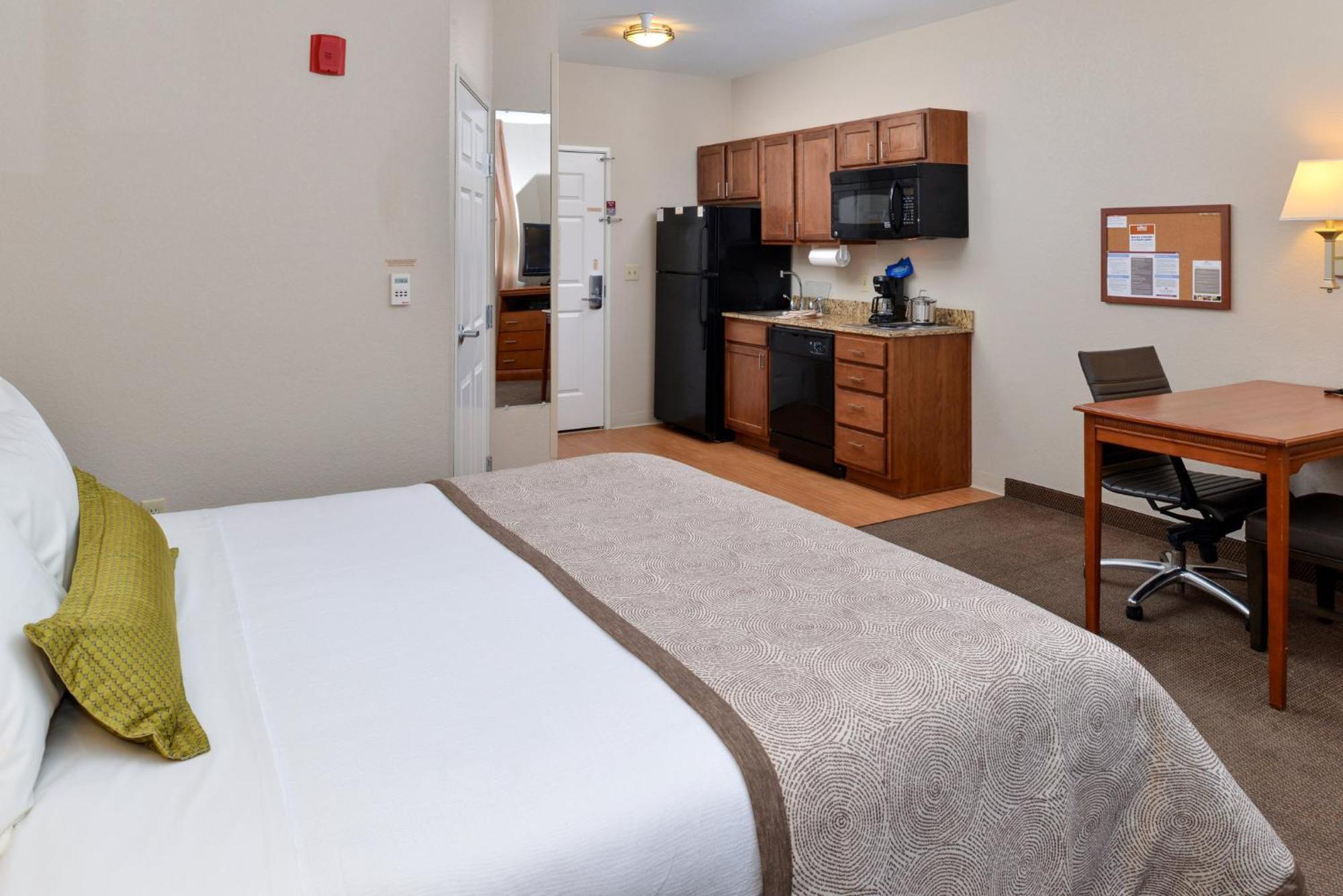 Candlewood Suites Turlock By Ihg Eksteriør bilde